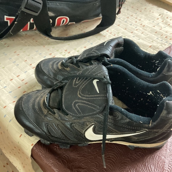 Nike baseball cleats vintage shoes boys 6.5 - Picture 3 of 11